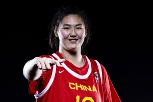 澳大利亚女篮主帅：有张子宇的中国女篮会很不一样 我们拭目以待