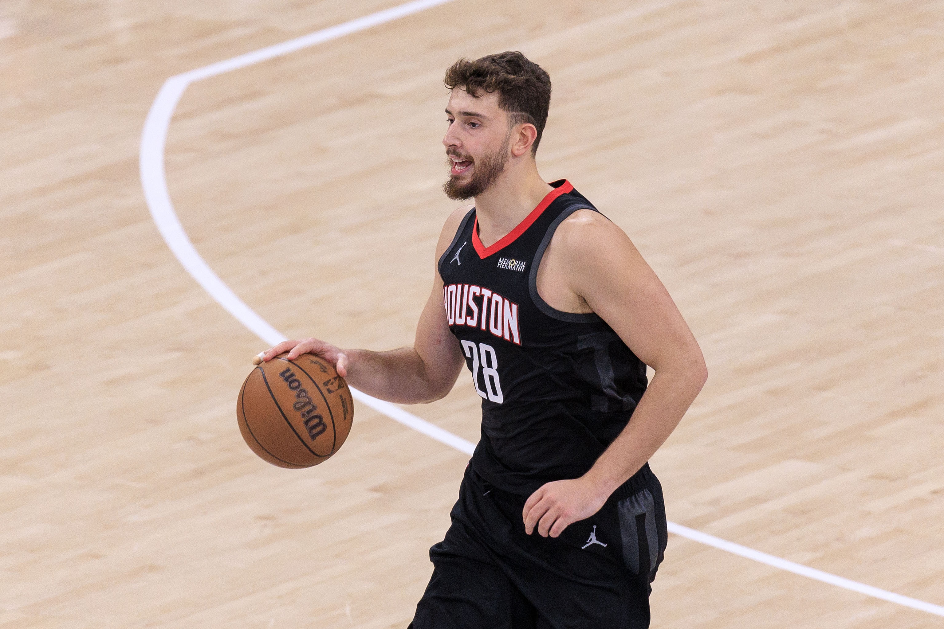 PM体育-申京24岁前第13次单场助攻上双中锋历史第二 仅次于约基奇39次