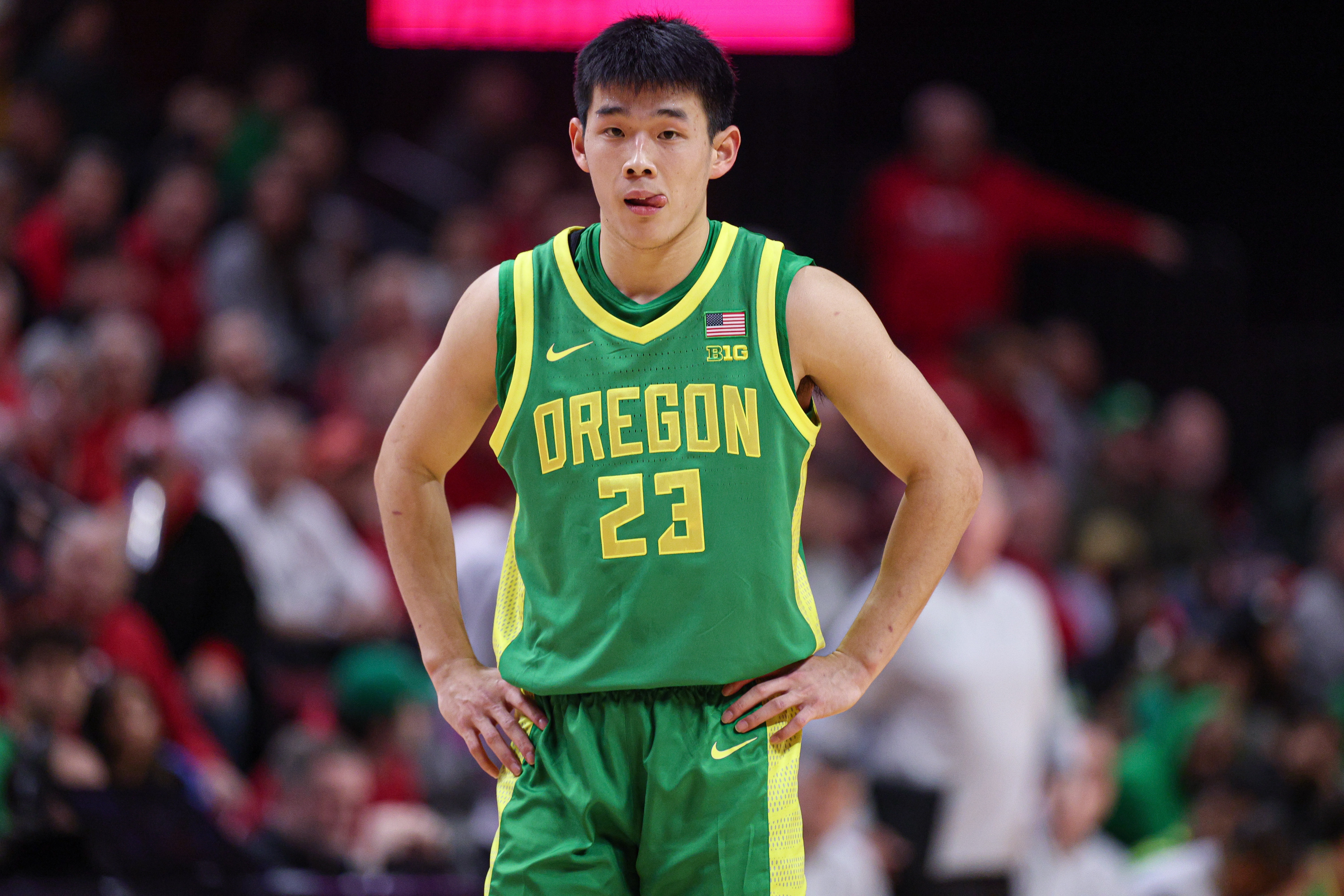 PM体育-媒体人：林葳跌出首发是不太好的信号 他要做的还是保持耐心